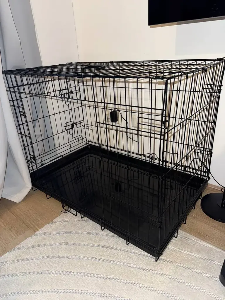 Продам dog crate €25, размер 92х64х59см. Самовывоз с diemen zuid