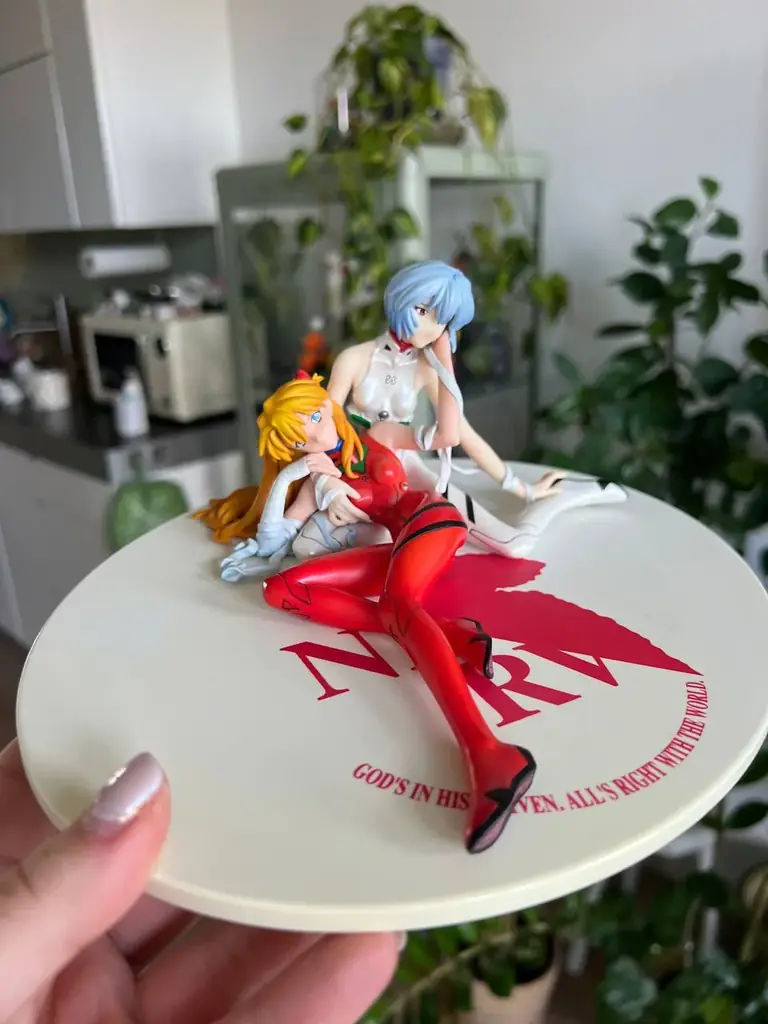 Старичкам Kotobukiya фигурка (официально вышла в 2006 году как диорама) Евангелион Аска и Рей, сами…