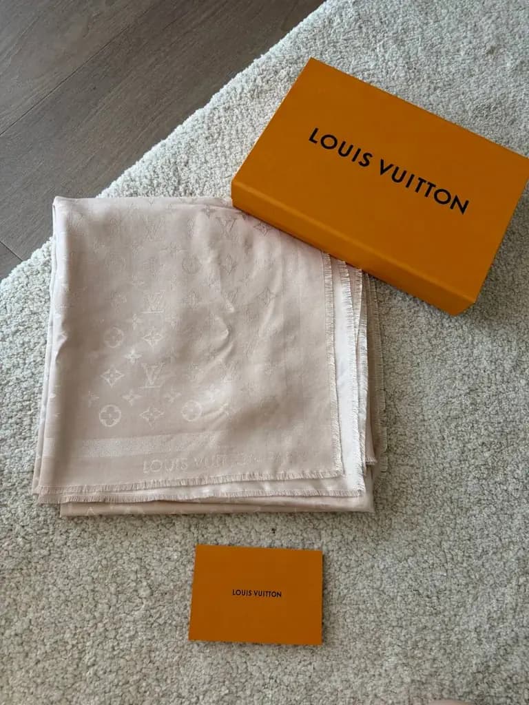 Шаль Louis Vuitton