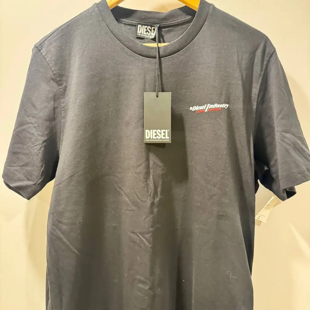Продам футболку Дизель Diesel