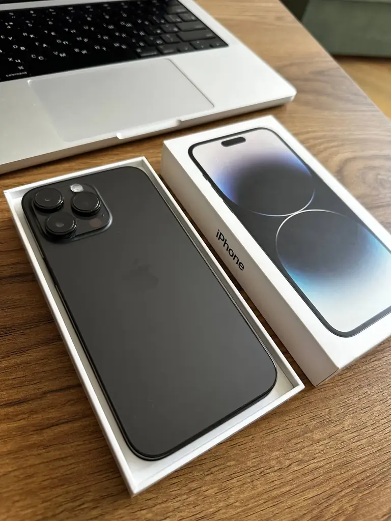 Продам iPhone 14 Pro Max