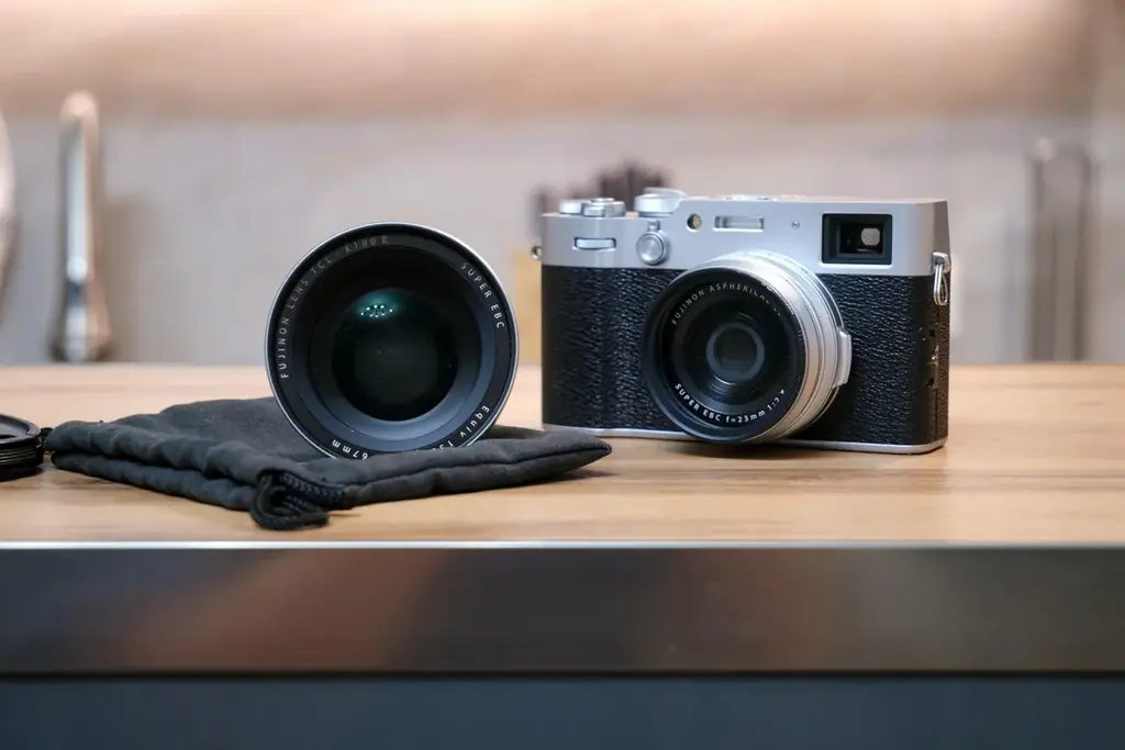 Fujifilm Tele conversion lens TCL-X100II, делает из 35мм полтос. Состояние отличное, в комплекте ро…