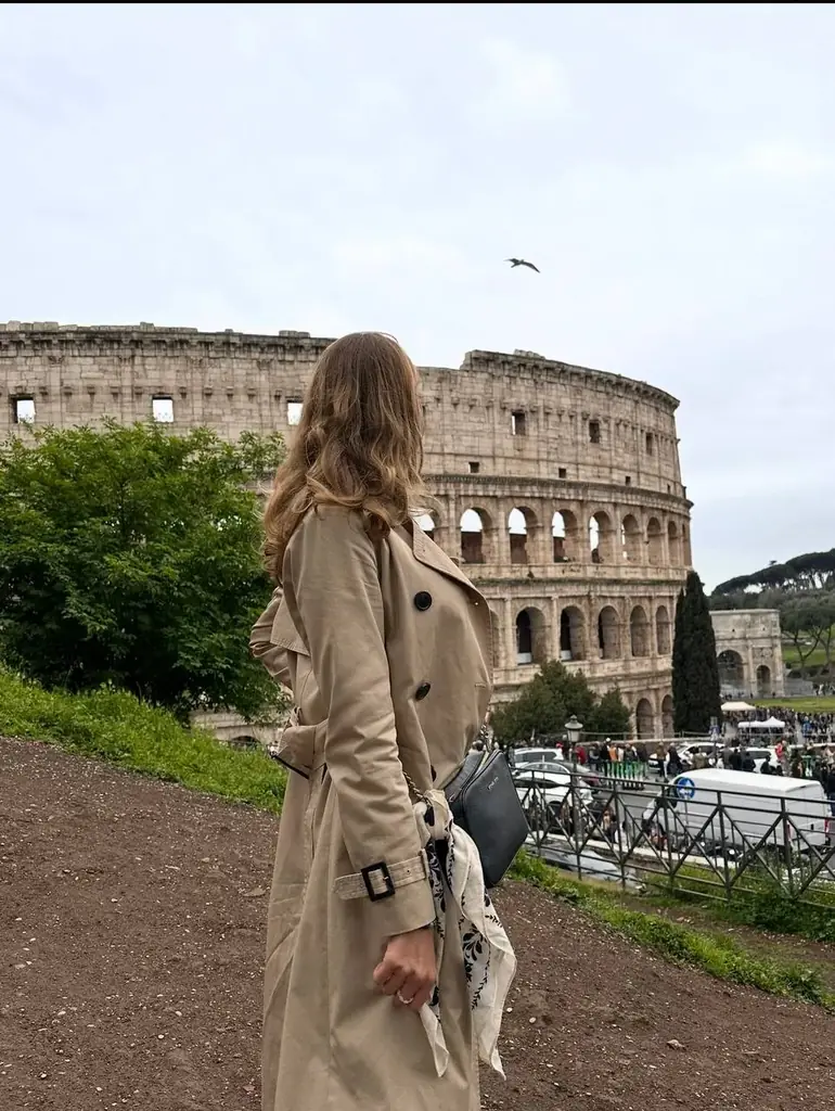 🌿 Тренч Massimo Dutti