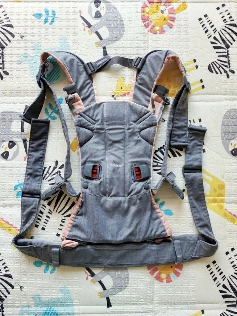 Продам эргорюкзак BabyBjorn Carrier One (оригинал).