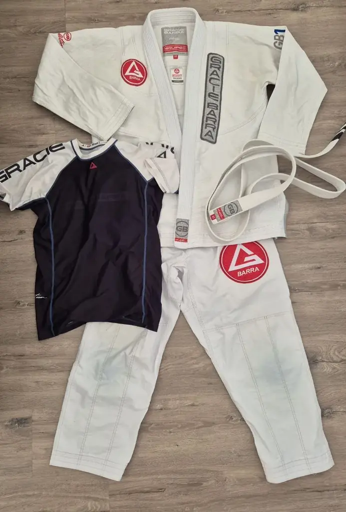 Продам кимоно для джиу-джицу Gracie barra