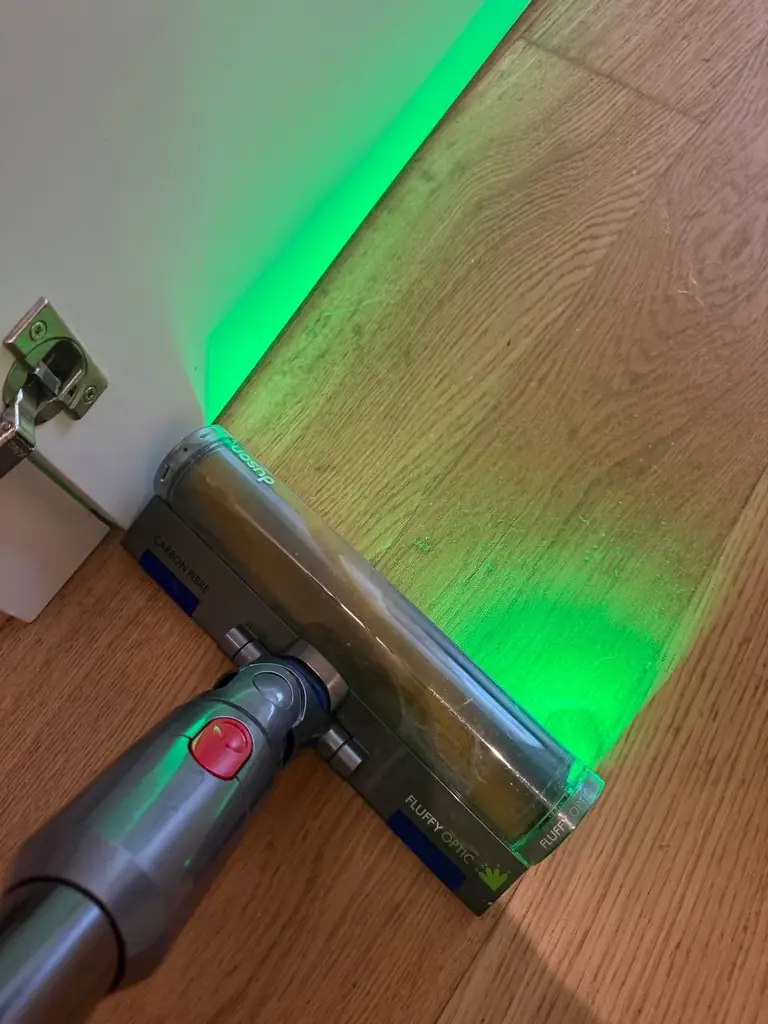 Пылесос Dyson V15 Detect absolute