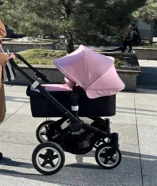 Порту. Продаю нашу коляску bugaboo Cameleon 3 (ориентировочно 2016 года) и, по моим подсчётам, отка…