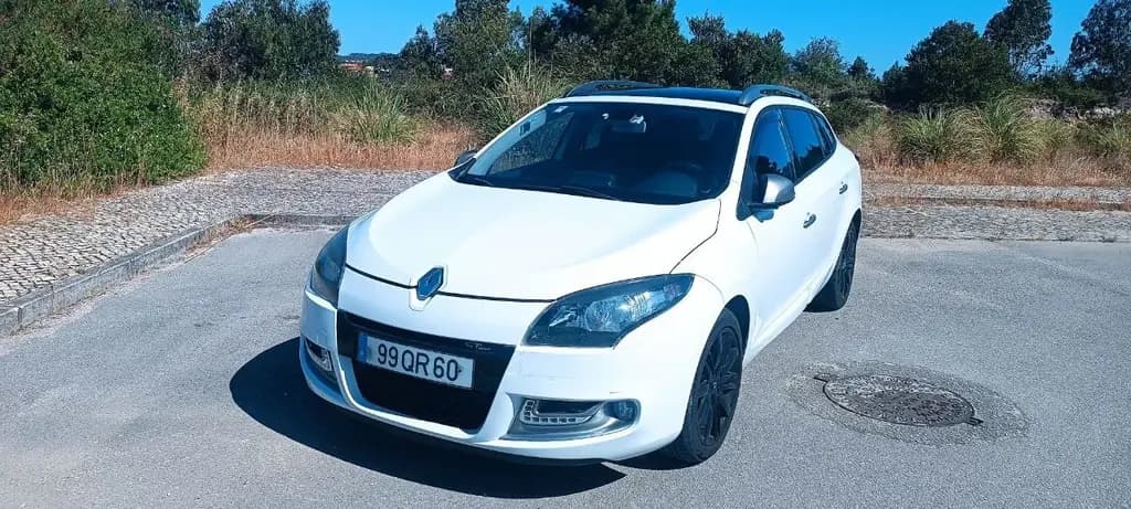 Renault Mégane Sport Tourer GT Line, национальный автомобиль (приобретён и эксплуатировался в Порту…