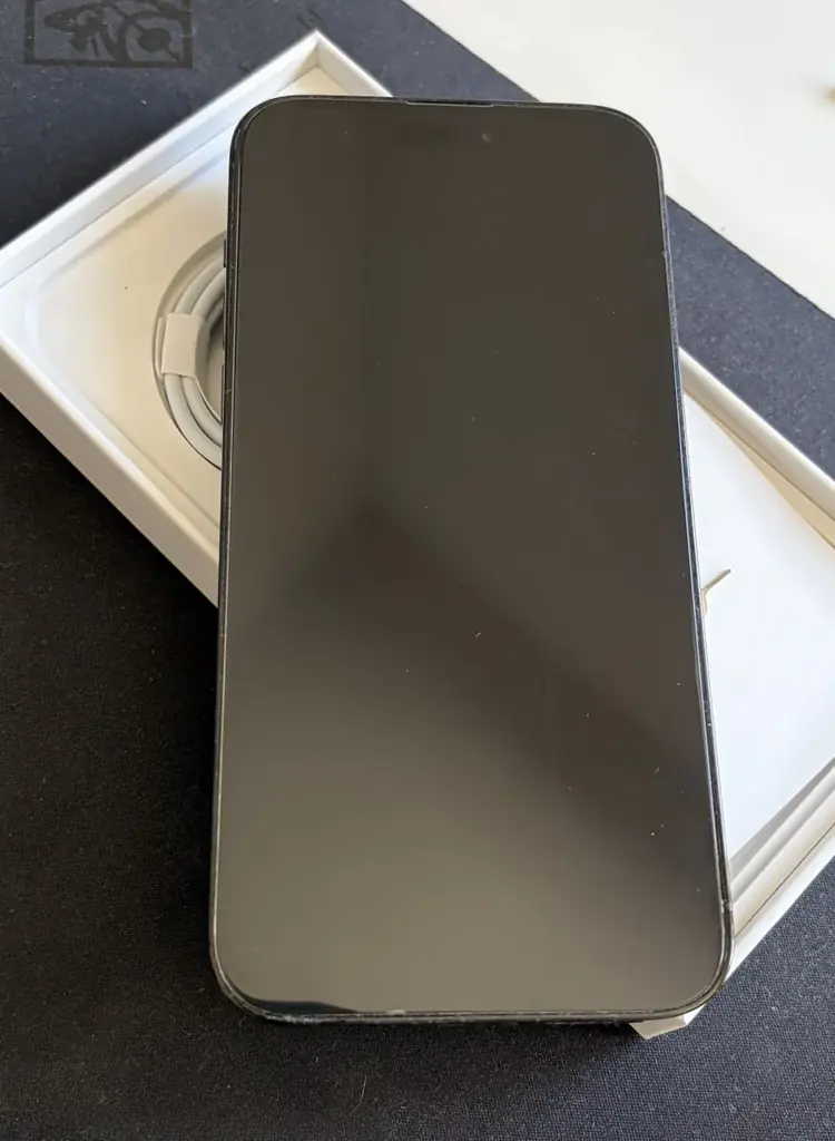 Продаю iPhone 14 Pro Max, 256 GB