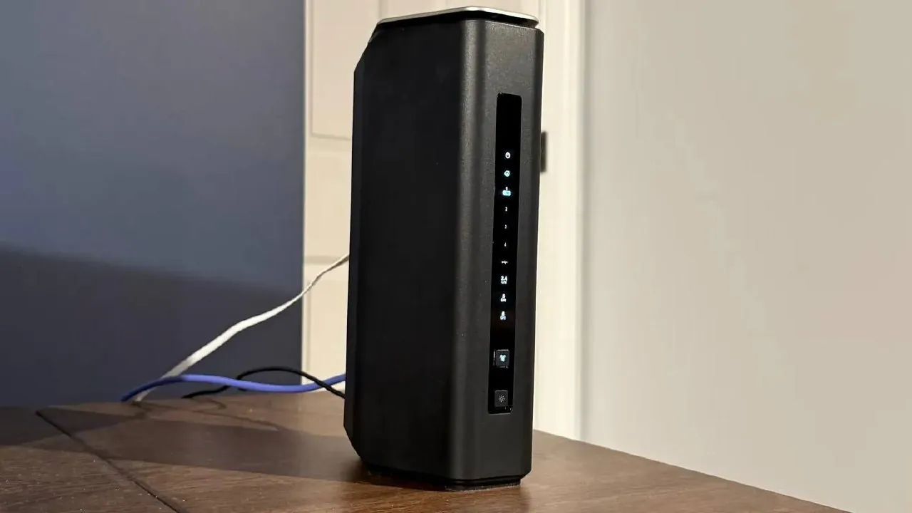 1️⃣ WiFi 7 роутер NetGear BE18000 RS600 Nighthawk - 800 ₾