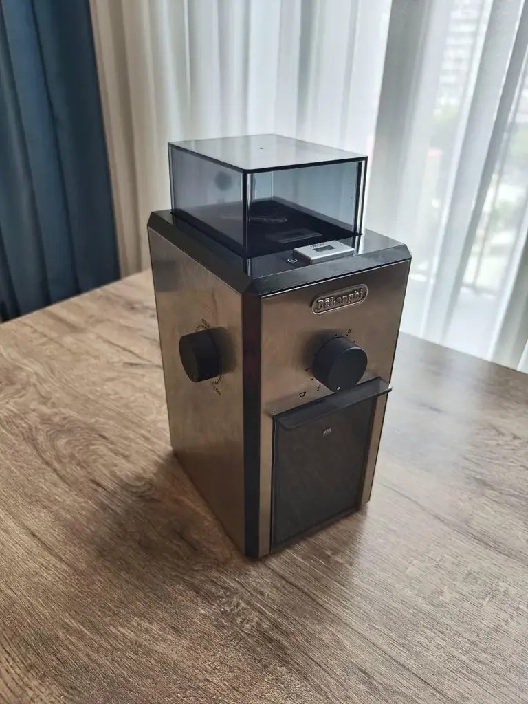 ☕️ DeLonghi KG79 — кофемолка с жерновами, б/у