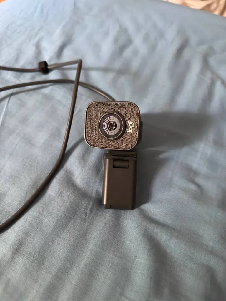 📸 Продам веб-камеру Logitech StreamCam Графит 1080 / 60 fps