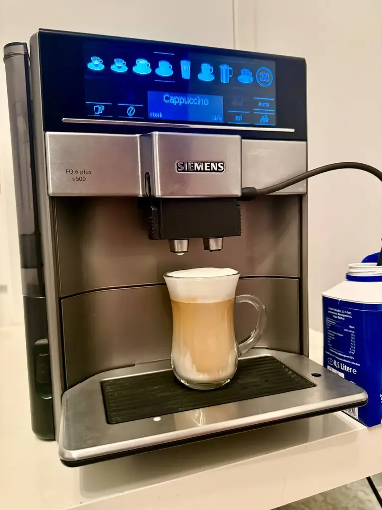 Siemens EQ.6 Plus S500 Kaffeevollautomat 200€ Кройцберг