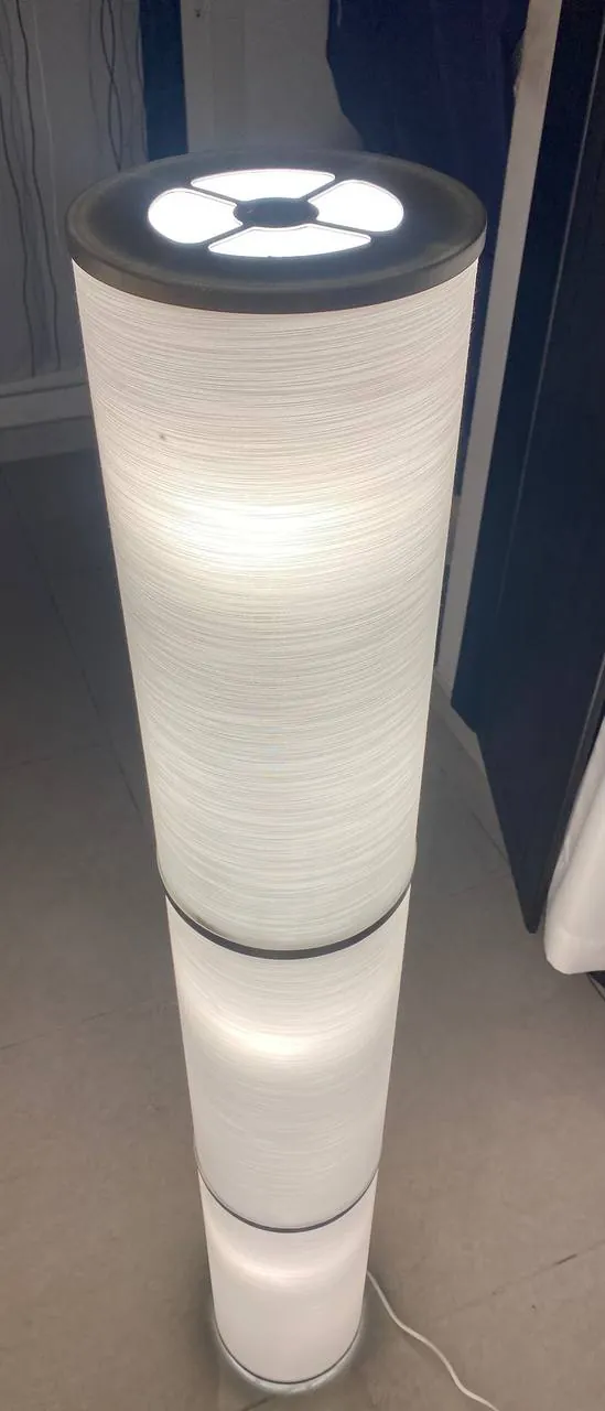 Настольная лампа от IKEA 50 AED и Торшер 80 AED