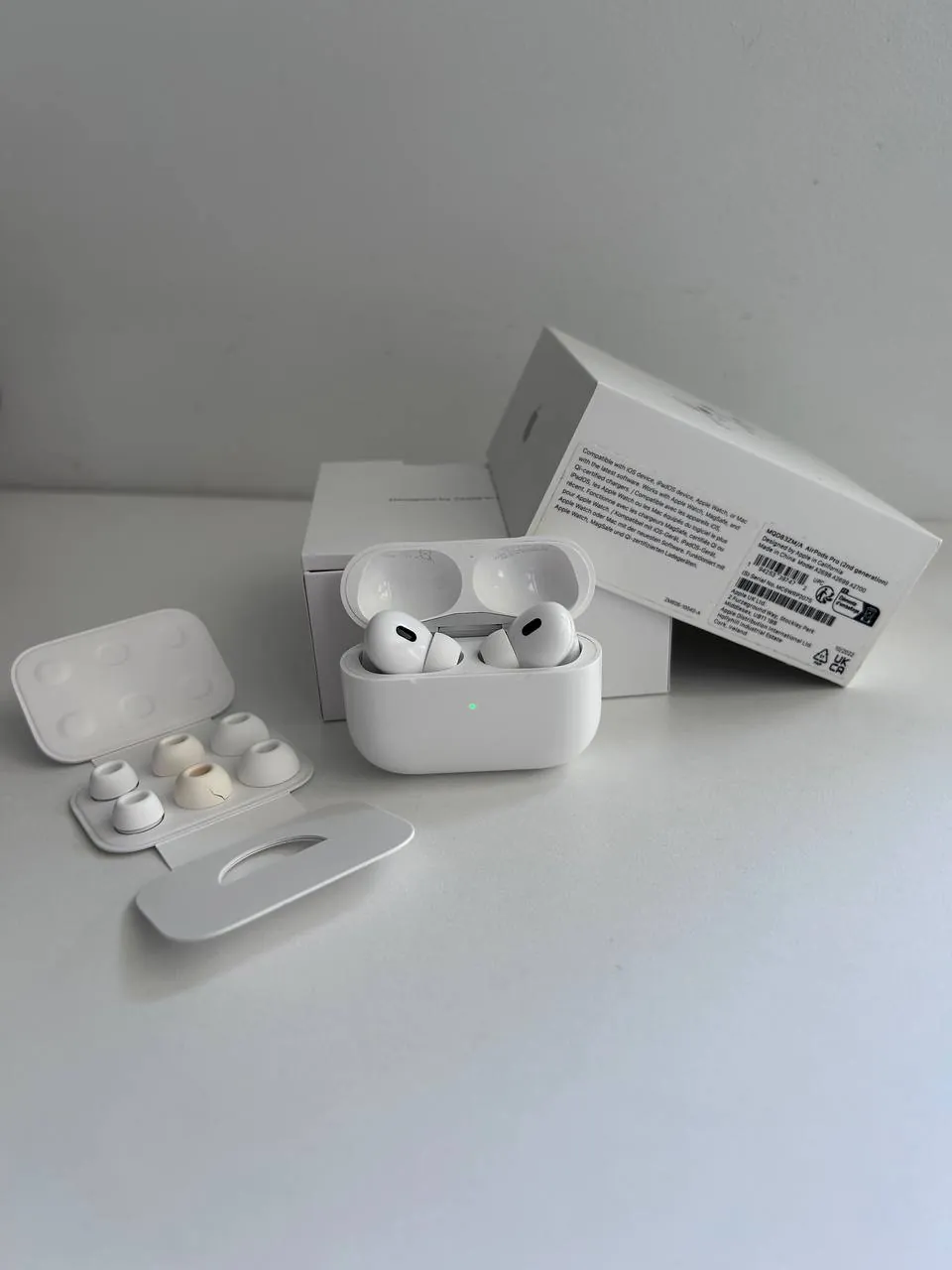 Продам AirPods Pro 2 (оригинал).