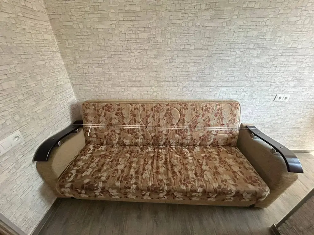 Диван-книжка б/у ,стоимость 40000 драм ‼️Самовывоз из Нор Норка!