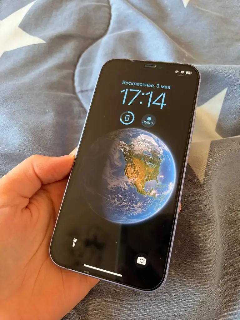 Продаю iPhone 12 256 GB, лиловый цвет.