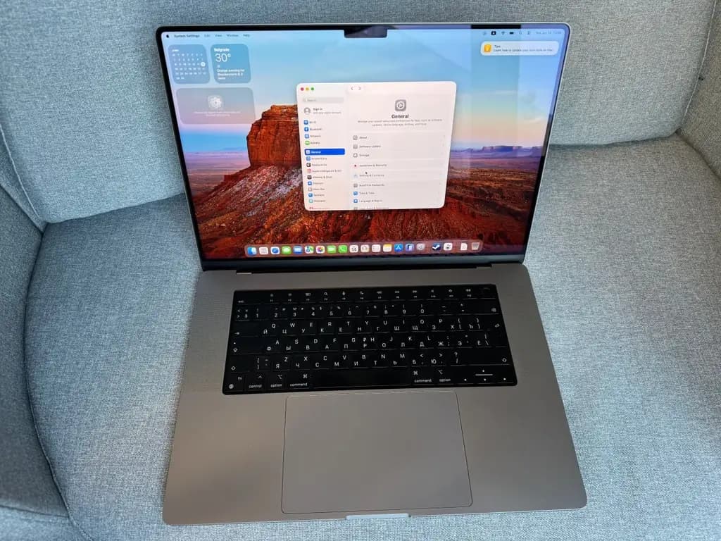 Продаю macbook pro 16', m1 pro, 32/500 Gb
