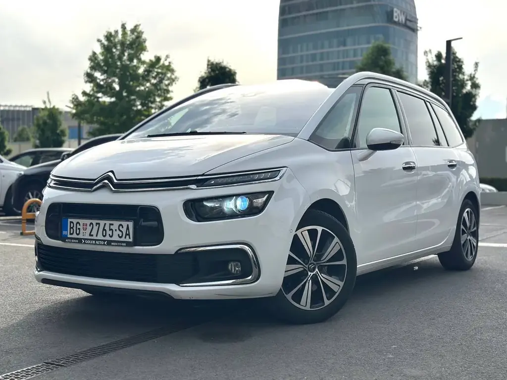 Продам Citroen C4 Grand Picasso 2017 акпп , 1.6 THP 165 лс , 7 мест