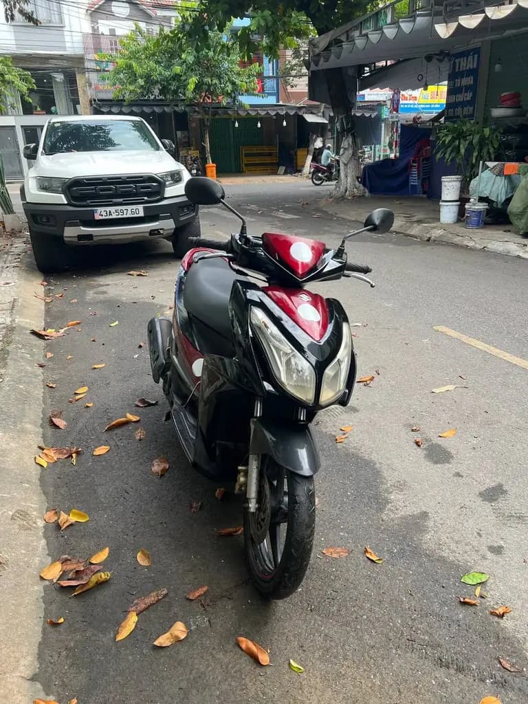 Продам мопед Suzuki Impulse 2016 год(конец 2015). Хорошие тормоза, спидометр и весь свет работает. …
