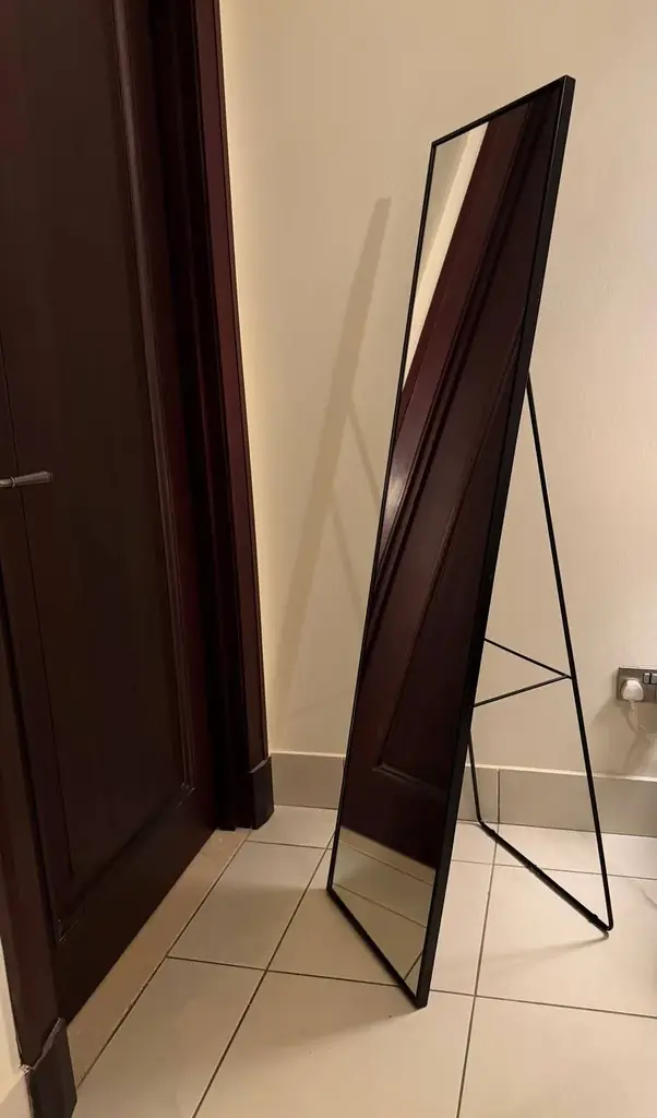 Зеркало IKEA 65 дирхам