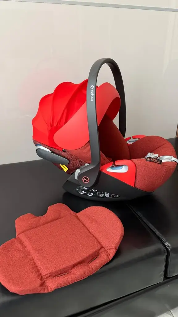 Продаю Cybex cloud Z+