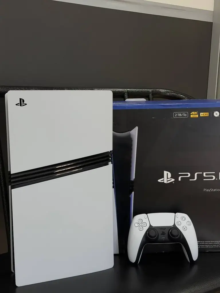 Продаю Sony PlayStation 5 Pro (2TB), PS5