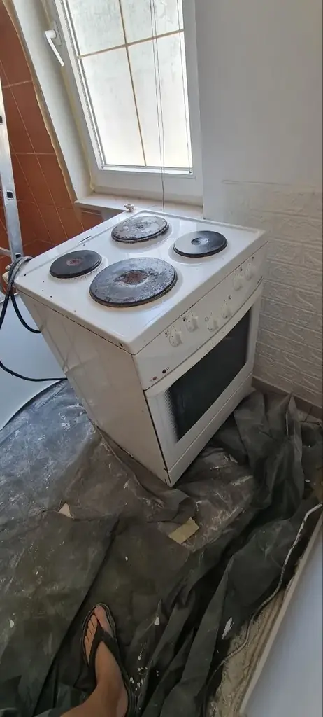 Плита горения с духовкой, вдруг кому надо)