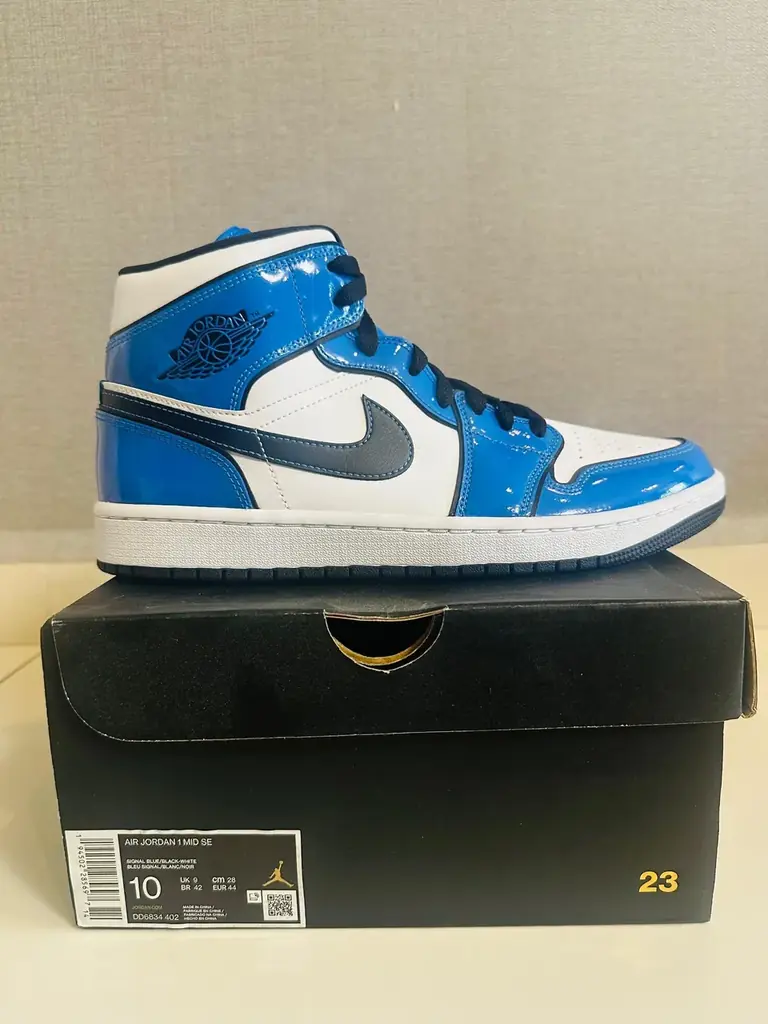 Nike Air Jordan 1 Mid SE «Signal Blue»