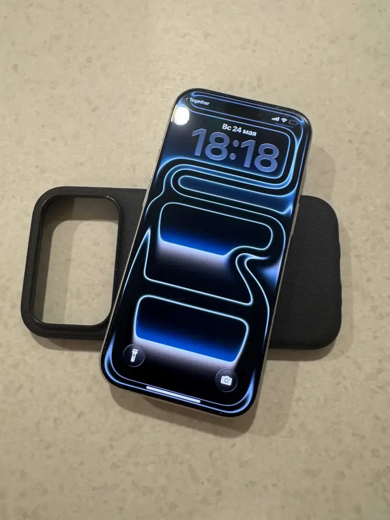 Продам iPhone 17 Pro 256gb silver
