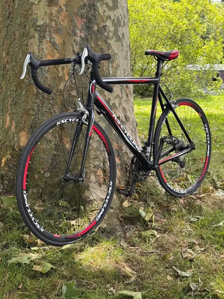 Продам шоссейный велосипед KSCYCLE