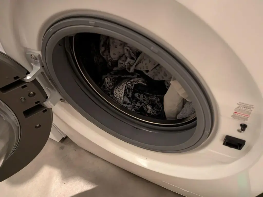 Здравтсвуйте, продаю стиральную машинку. Samsung WD90DG5B15BH EcoBubble - 9/6kg Приобретена в колдб…