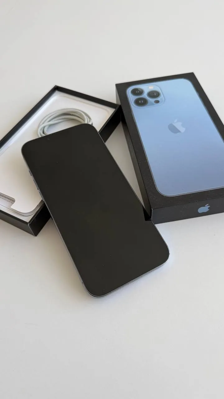 IPhone 13 Pro Max 128 Гб 80% батарея , в отличном состоянии, в ремонте никогда не был.