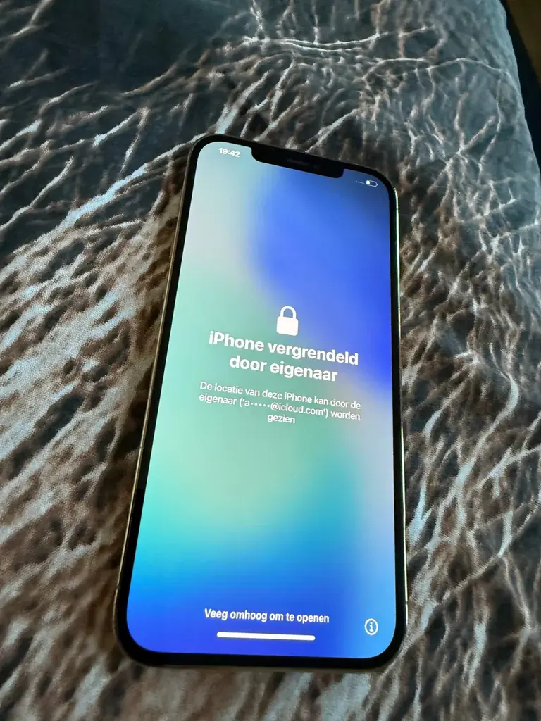 • iPhone 12 Pro Max Gold 256 gb