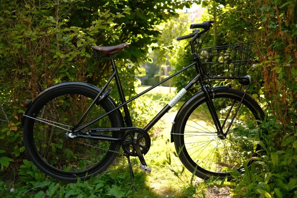 Veloretti Caféracer full black + аксессуары — €550