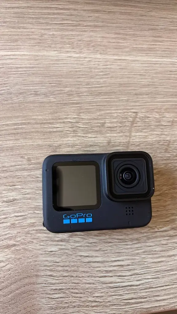GoPro Hero 10 Black + большой комплект аксессуаров.
