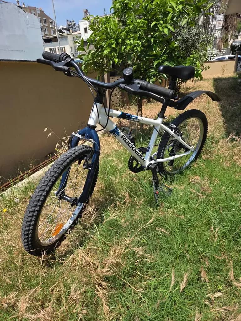 Продается детский велосипед Decathlon Rockrider EXPL 20 (20”), бело-голубой, для детей 6–9 лет (рос…