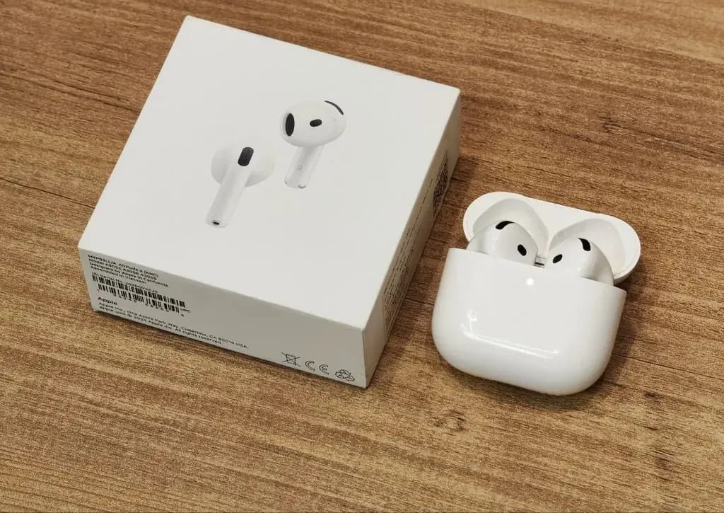 Apple AirPods 4 ANC (с шумоподавлением)