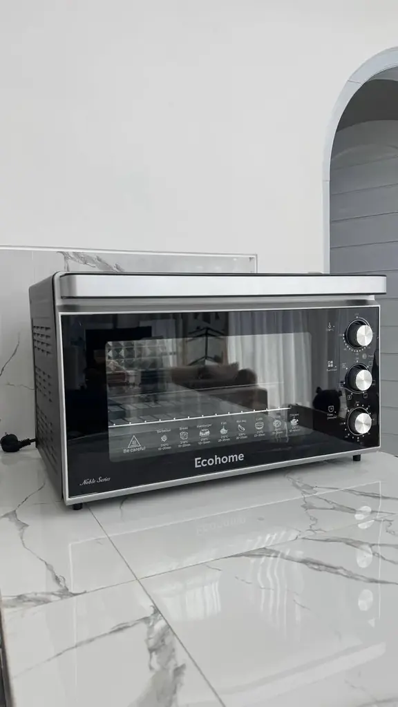 Продаю электрическую духовку ECOHOME Noble Series в отличном состоянии.