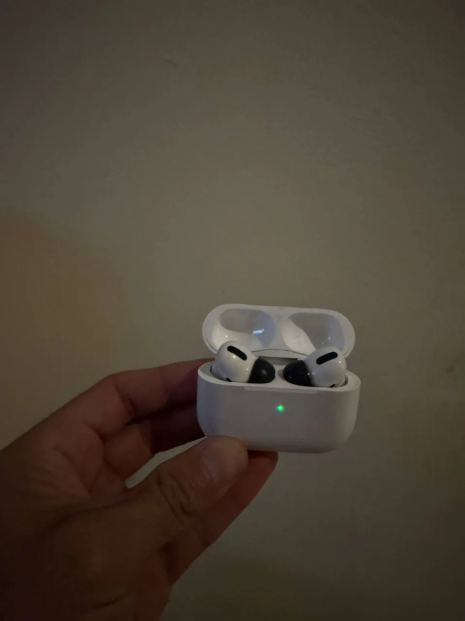 Продам Airpods pro 1 gen