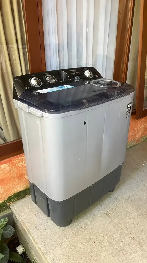 Продам стиралку убуд 800к