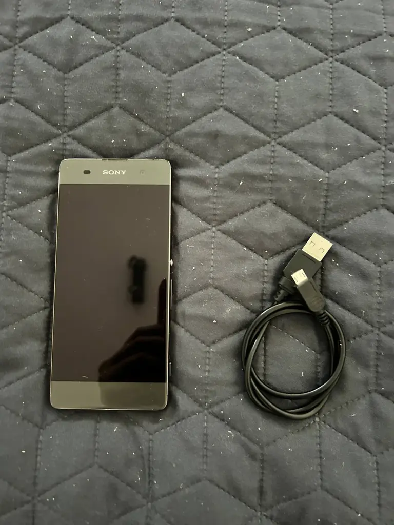 Смартфон Sony Xperia XA