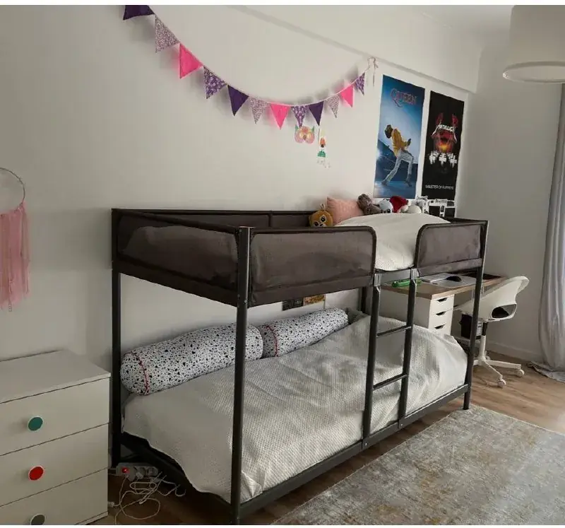 Продам двухъярусную кровать IKEA TUFFING 90×200 см.