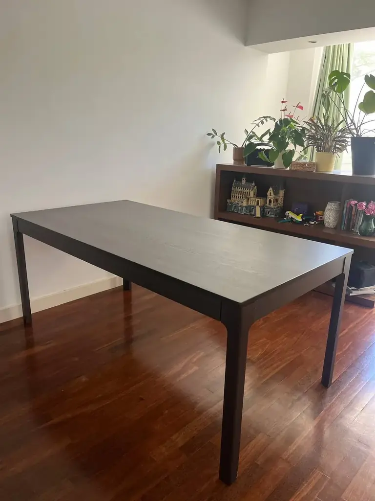 Продаю обеденный стол IKEA EKEDALEN