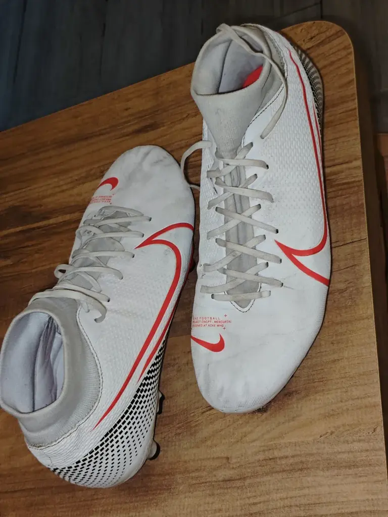 Продам бутсы для газона Nike Mercurial Superfly 7 Academy MG