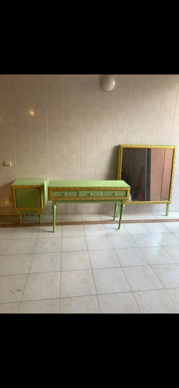 Старинная мебель