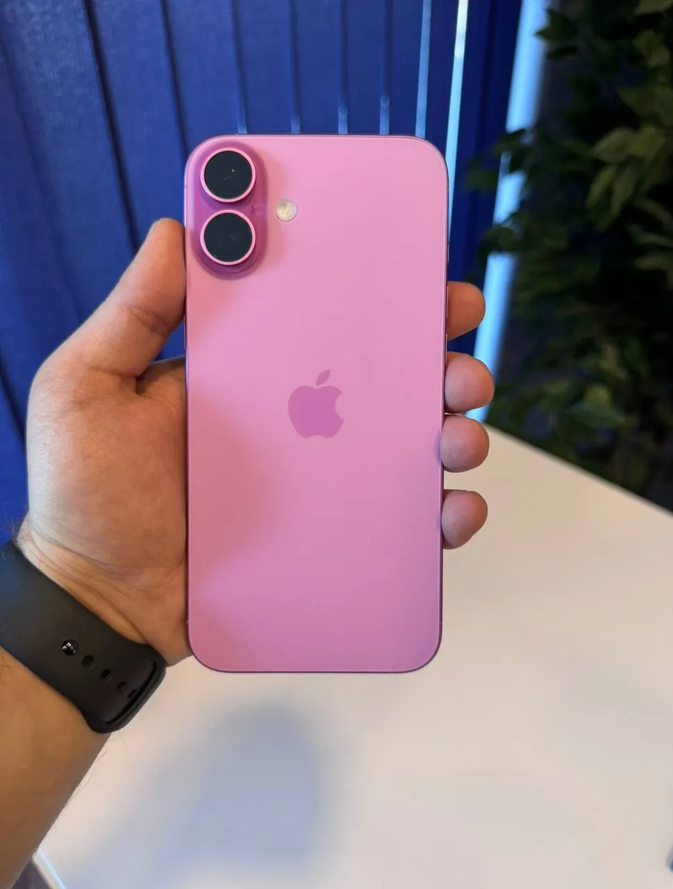 iPhone 16 Plus Pink 128GB ESIM в хорошем состоянии, екран без царапин, батарея 100% продаю только т…