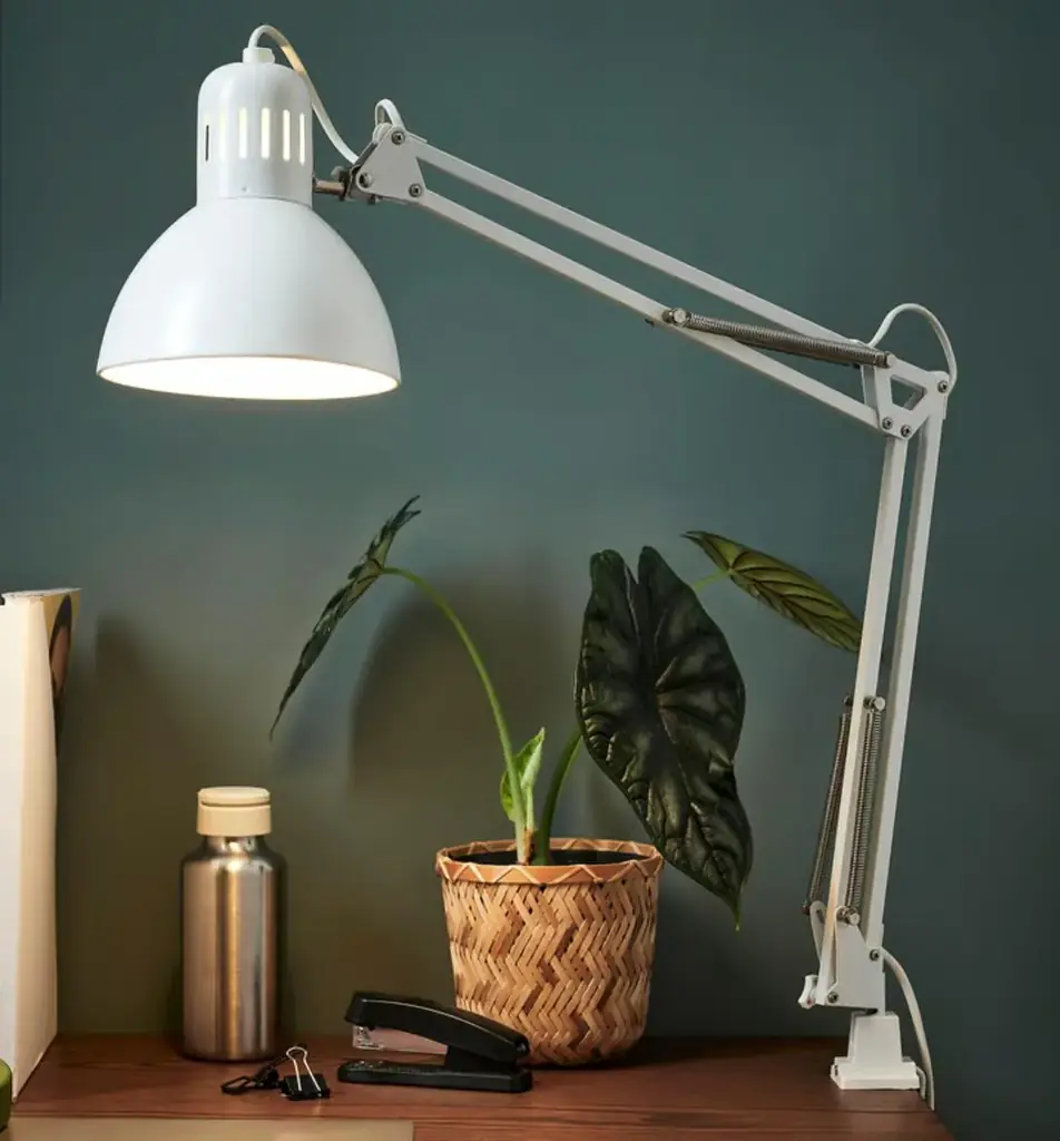 Настольная лампа IKEA TERTIAL, цвет белый