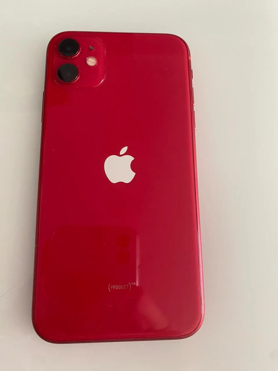 Продам IPhone 11. В хорошем и полностью рабочем состоянии. 300 gel. Метро Делиси.