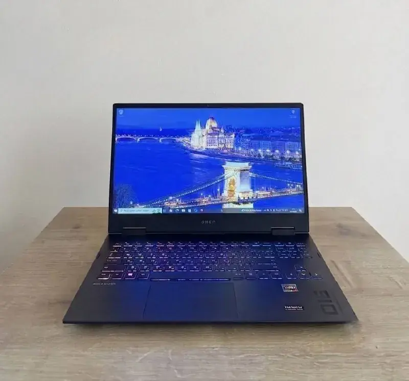 HP OMEN Ryzen 7 / RTX 3070 / 16GB / 1TB / 144Hz)